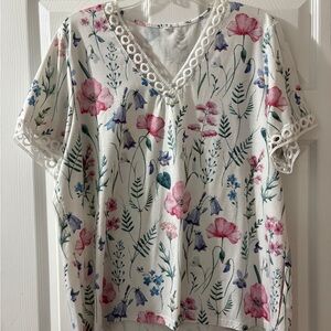 Free with Bundle-Floral Lace Trim Women's Top